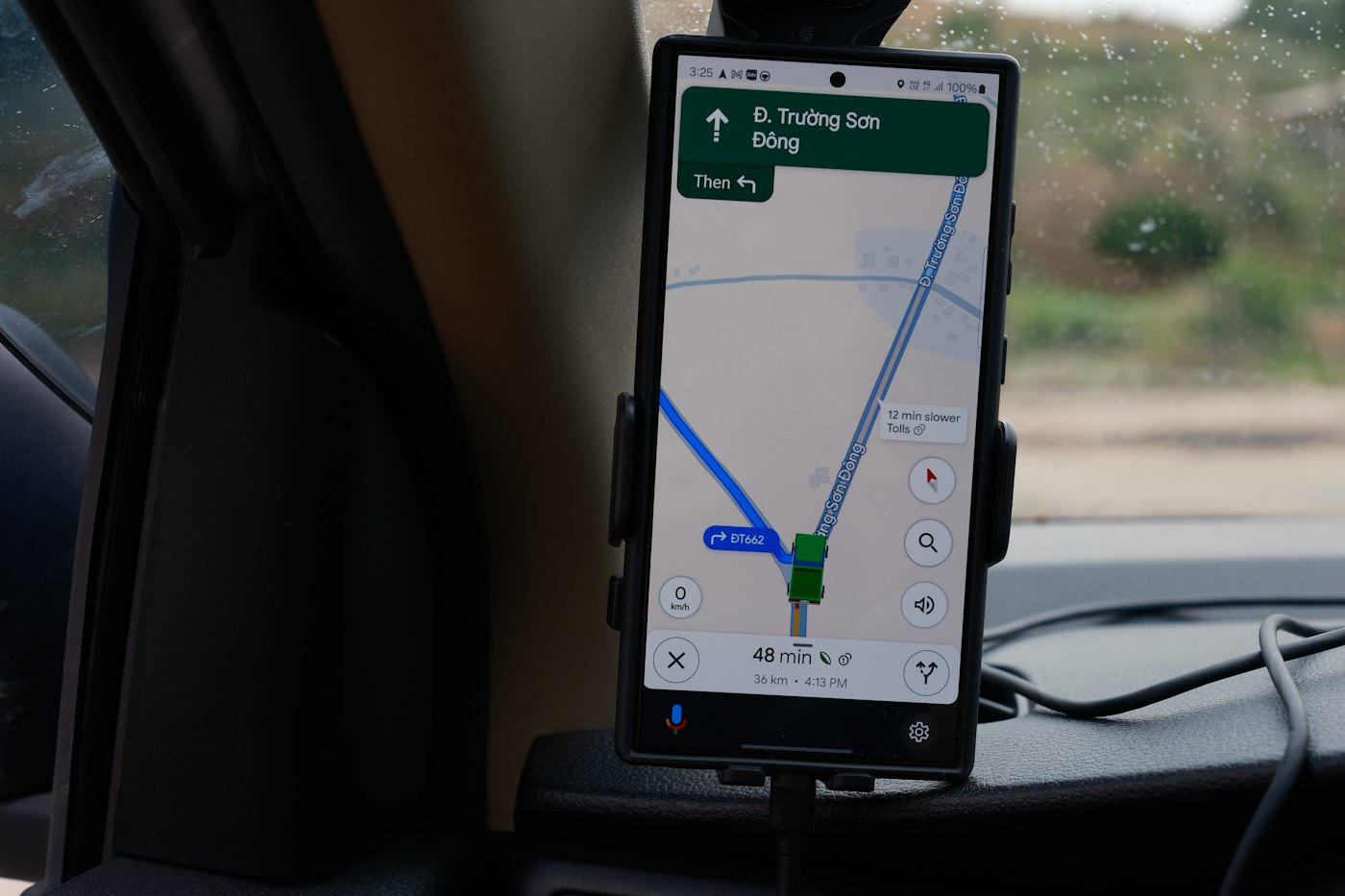 Trasa w aplikacji mapowej na telefonie
